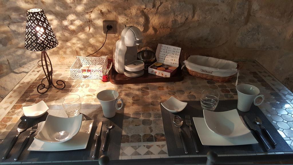 פייאנס Le Donjon Des Combes Et Son Spa חדר תמונה