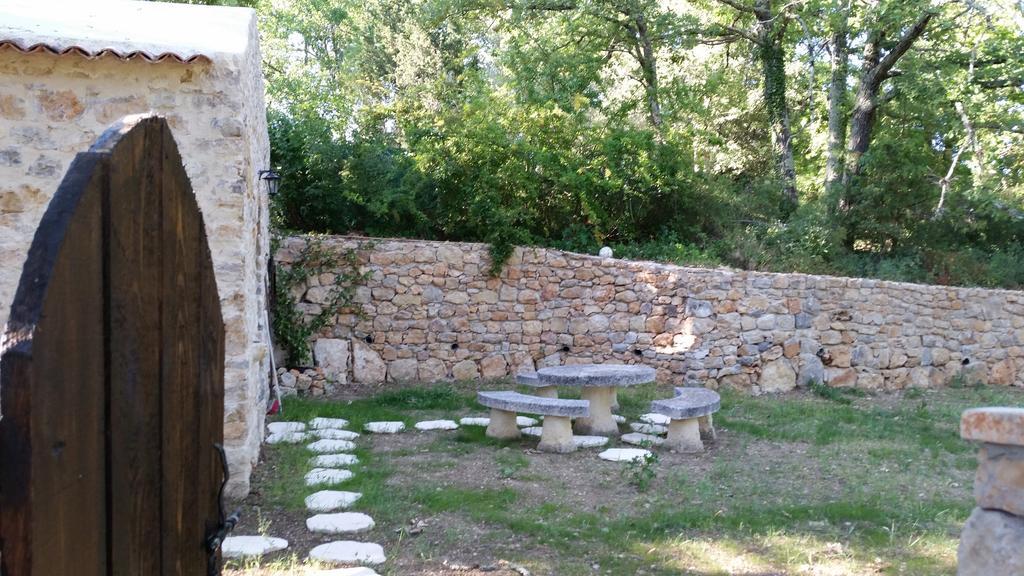 פייאנס Le Donjon Des Combes Et Son Spa חדר תמונה